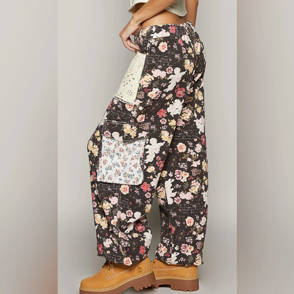 NWT POL Clothing Floral Print Boho Patchwork Crochet Jogger Relaxed Fit Pants - Picture 3 of 5